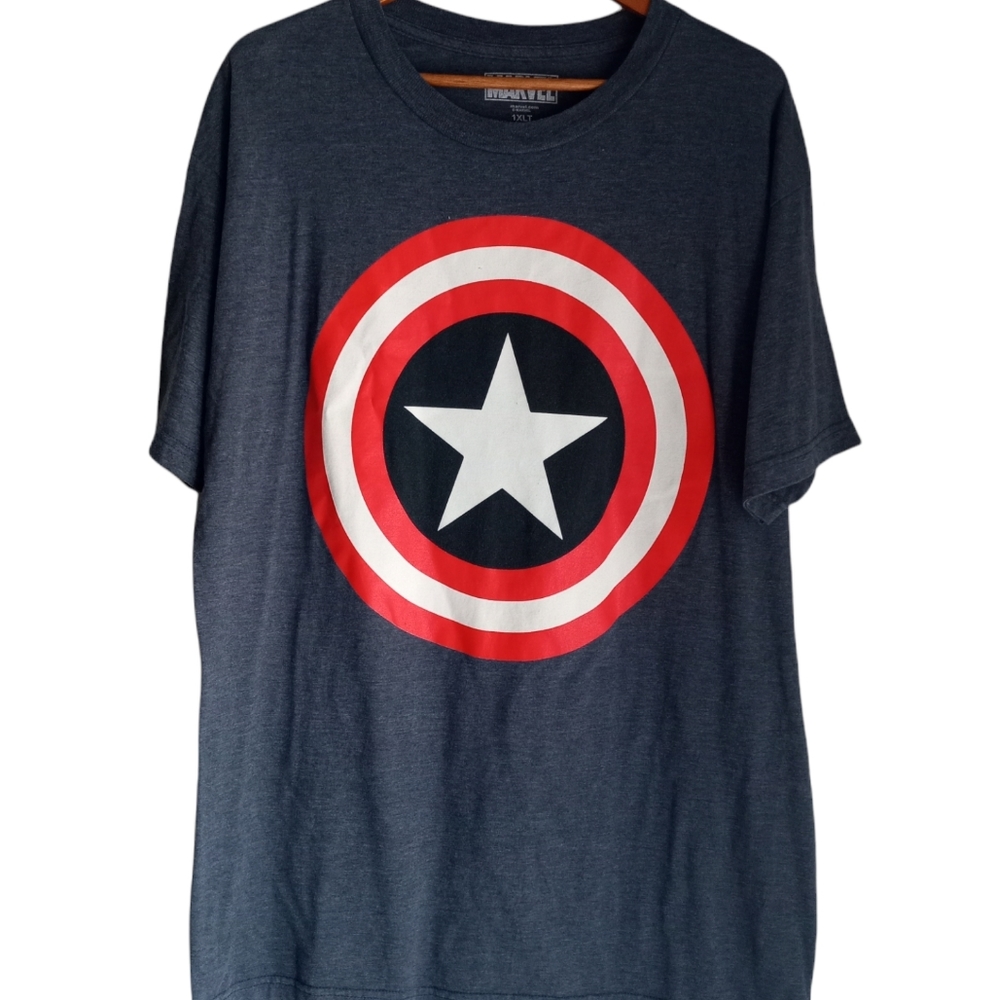 Marvel Avengers Captain American Large Blue Shield T-Shirt - Picture 2 of 6